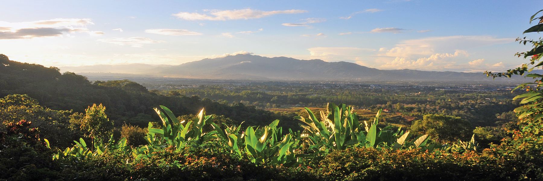 Independent Costa Rica Wonders
