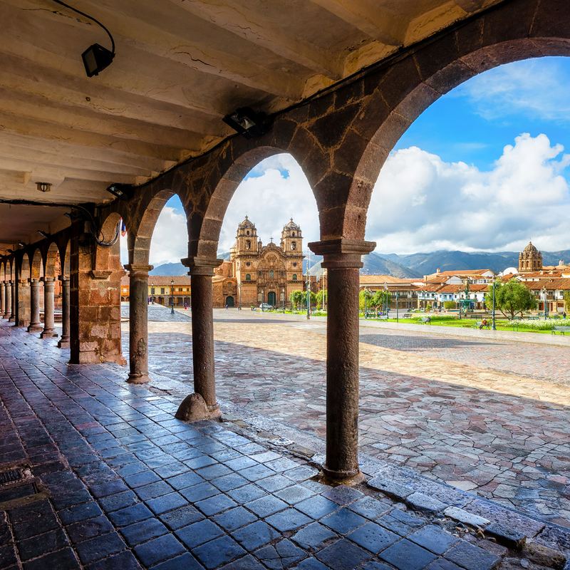 Cusco Plaza De Armas Arches
