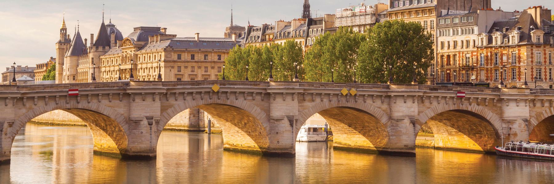Independent Paris City Stay